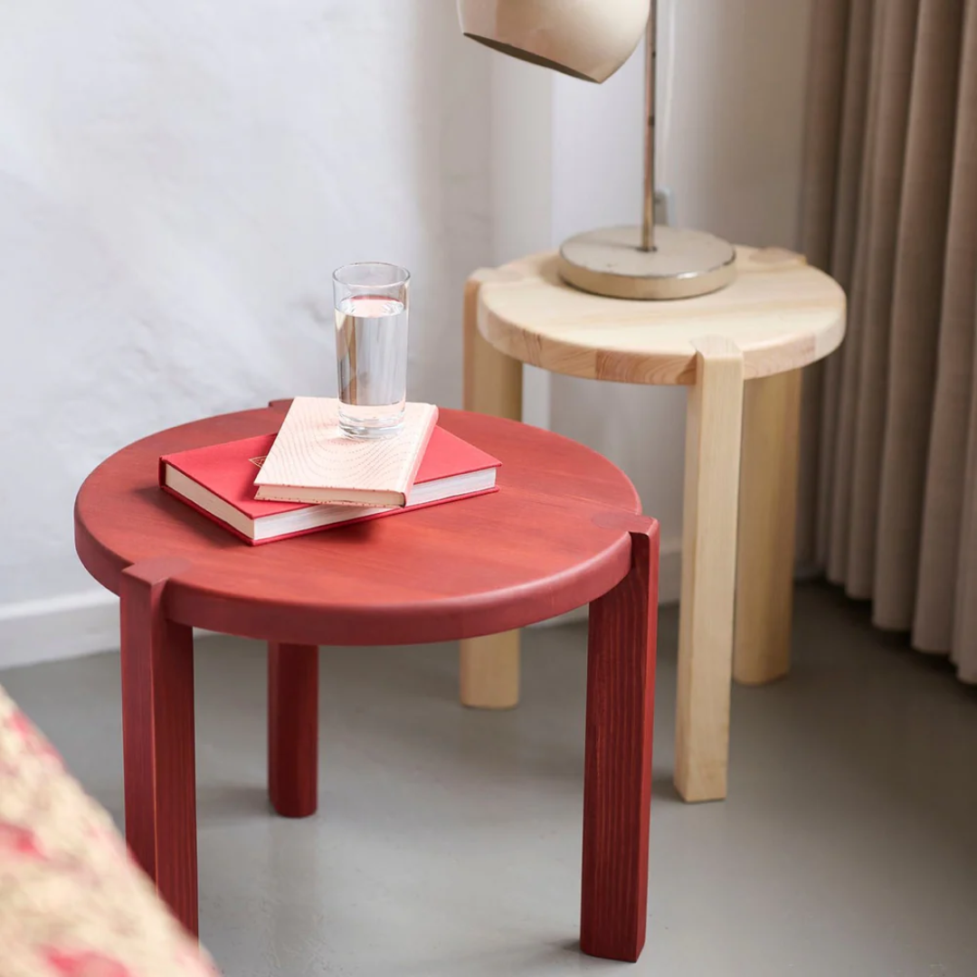 D108 Side And Coffee Table